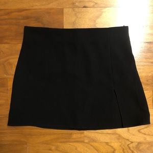 Zara Black Mini Skirt Size: M